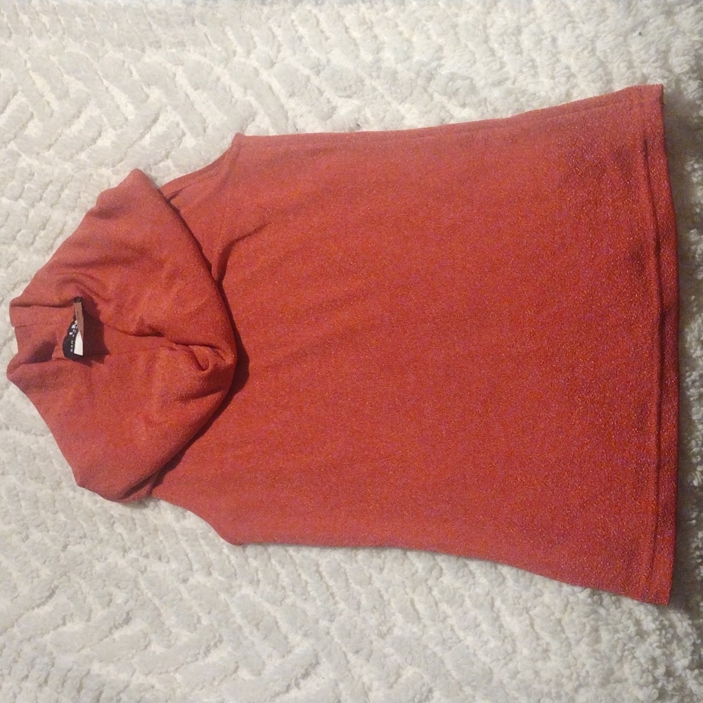 I.N. San Francisco Sleeveless top size small